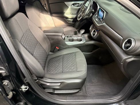 Used 2020 Chevrolet Blazer LT image 44