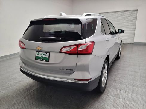 Used 2018 Chevrolet Equinox Premier AWD/4WD image 7