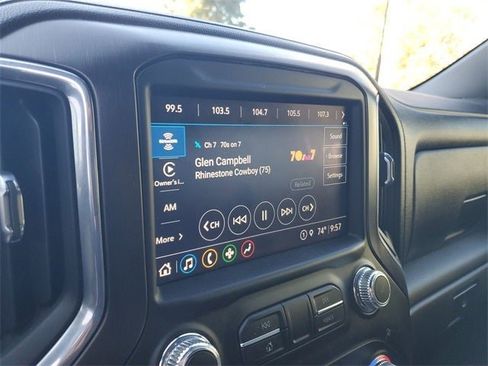 Used 2022 GMC Sierra 2500 AT4 image 67