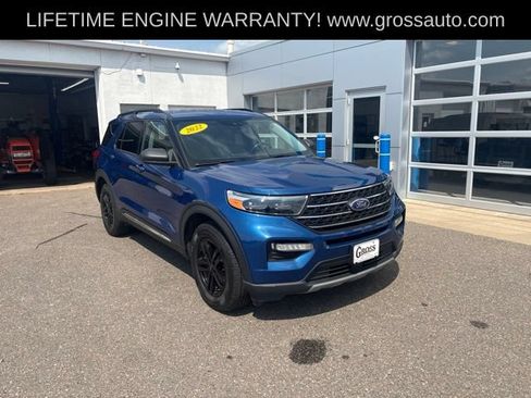 Used 2022 Ford Explorer XLT AWD/4WD image 2