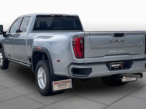 Used 2025 GMC Sierra 3500 Denali Ultimate AWD/4WD image 12