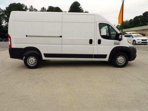 Used 2021 RAM ProMaster 2500 image 5