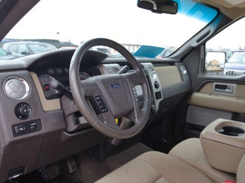 Used 2010 Ford F150 XLT image 14