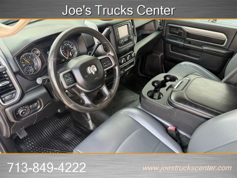 Used 2020 RAM 3500 Tradesman w/ Chrome Appearance Group RWD image 15
