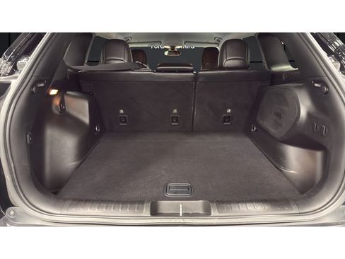 Used 2020 Jeep Cherokee Limited FWD image 26