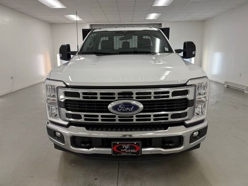 New 2025 Ford F350 XL w/ XL Chrome Package image 2