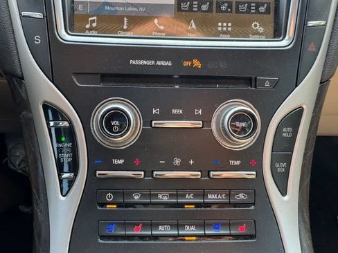 Used 2017 Lincoln MKX Reserve w/ Lincoln MKX Climate Package AWD/4WD image 16