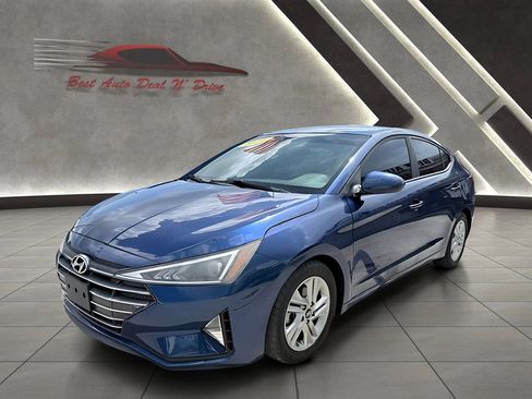 Used 2019 Hyundai Elantra SEL FWD image 4