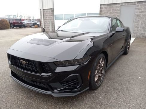 New 2026 Ford Mustang GT Premium w/ GT Performance Package RWD image 7