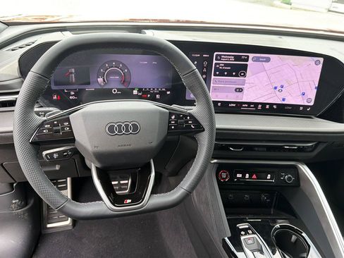 New 2026 Audi SQ5 Premium Plus AWD/4WD image 17