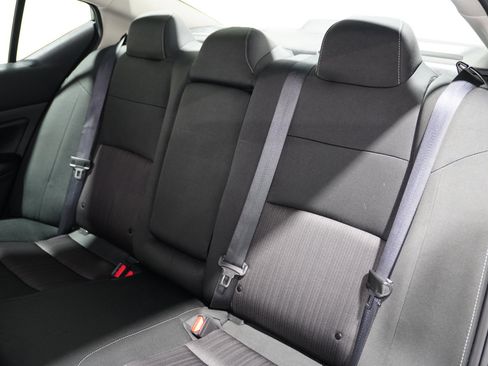 Used 2024 Nissan Altima 2.5 S image 17