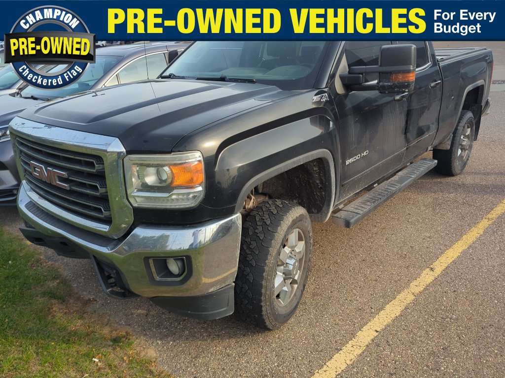 Used 2016 GMC Sierra 2500 SLE w/ SLE Preferred Package AWD/4WD image 1