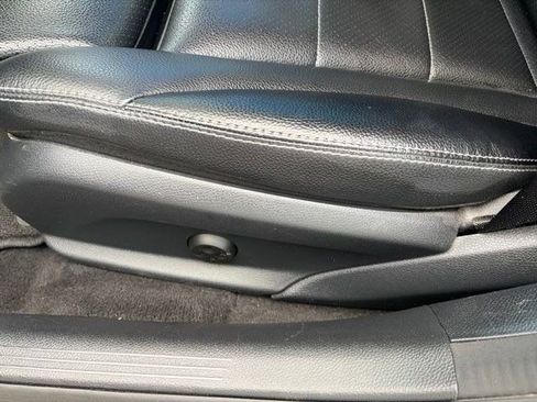 Used 2018 Mercedes-Benz C 300 4MATIC Sedan w/ Multimedia Package image 12