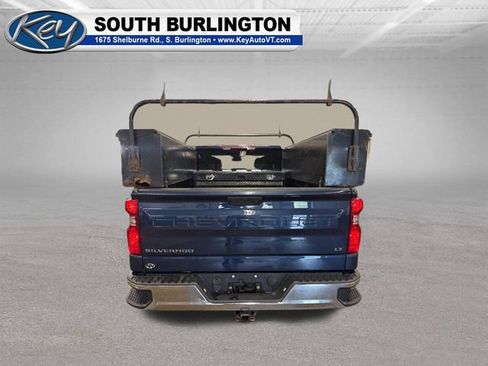 Used 2022 Chevrolet Silverado 1500 LT AWD/4WD image 5
