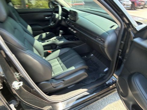 Used 2026 Honda HR-V EX-L image 19
