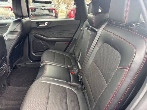 Used 2025 Ford Escape ST-Line w/ Equipment Group 301A image 16