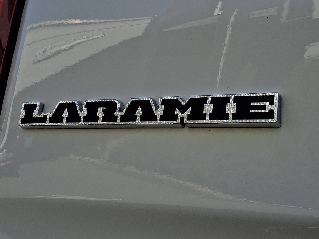 Used 2026 RAM 1500 Laramie AWD/4WD image 30