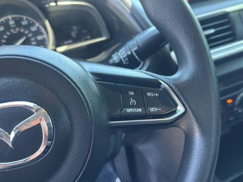 Used 2018 MAZDA MAZDA3 Sport FWD image 25
