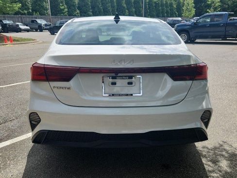 Used 2023 Kia Forte LXS FWD image 6