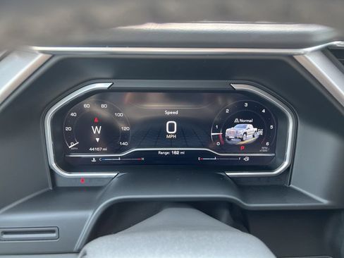 Used 2023 GMC Sierra 1500 Denali AWD/4WD image 12