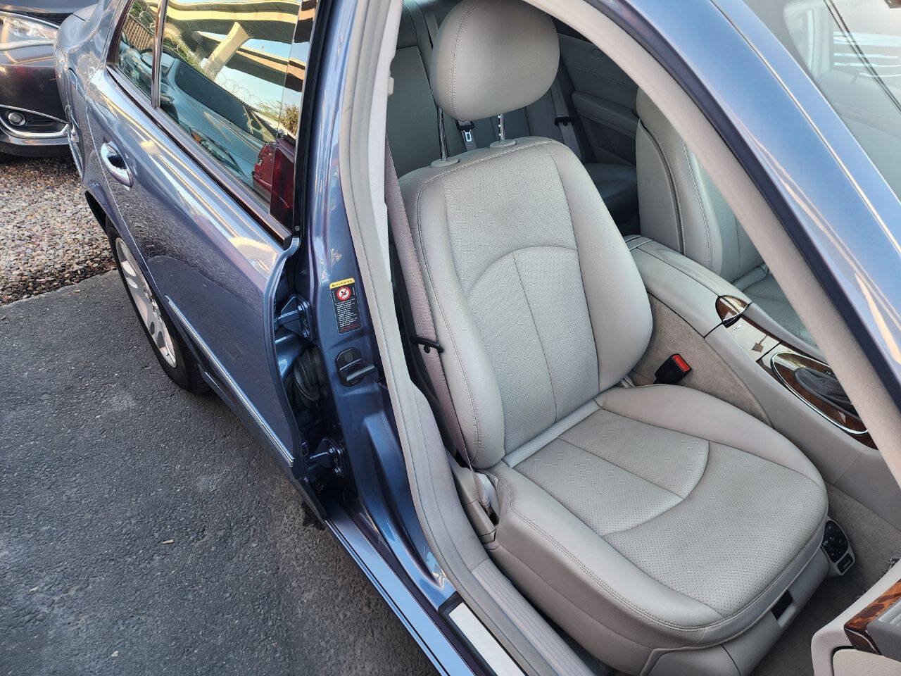 Used 2005 Mercedes-Benz E 320 Sedan image 18