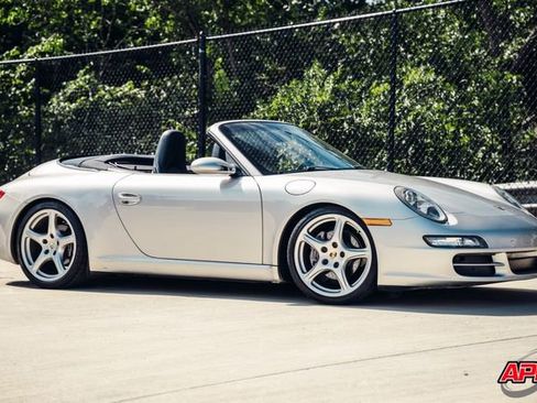 Used 2006 Porsche 911 Carrera RWD image 36