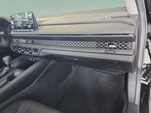 Certified 2024 Honda Accord EX image 19