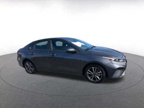 Used 2024 Kia Forte LXS FWD image 2