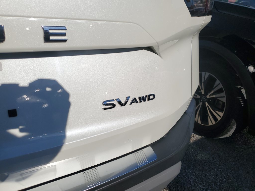 Certified 2023 Nissan Rogue SV AWD/4WD image 18