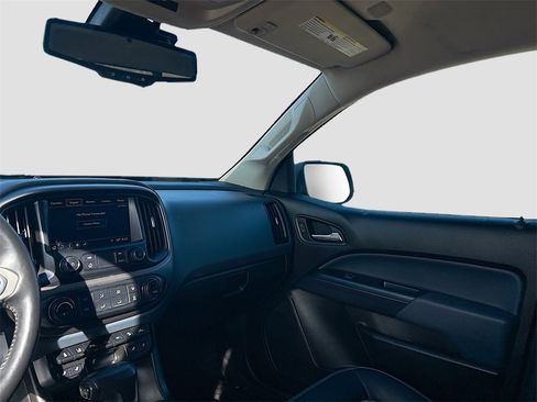Used 2021 Chevrolet Colorado Z71 w/ Safety Package image 23