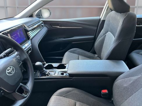 Used 2025 Toyota Camry LE FWD image 21