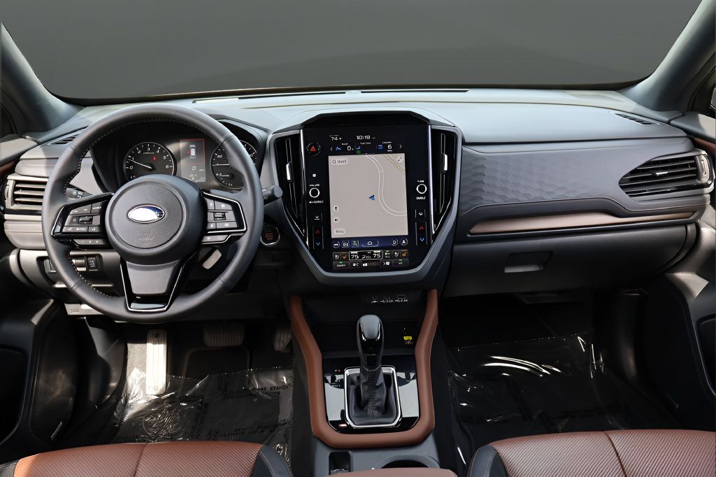 Certified 2025 Subaru Forester Touring AWD/4WD image 17