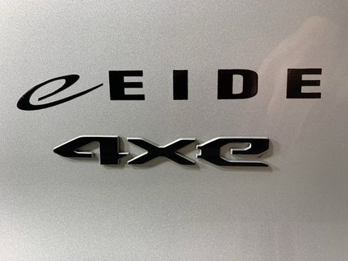 Used 2025 Jeep Wagoneer S Limited image 34