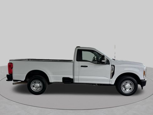 Used 2024 Ford F350 XL RWD image 7