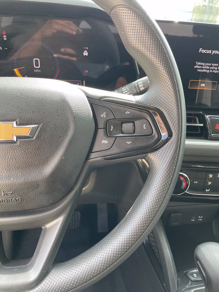 Used 2025 Chevrolet TrailBlazer LT FWD image 14