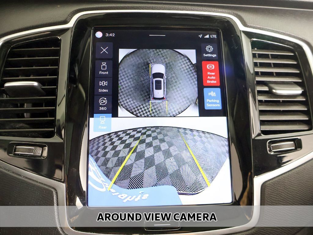 Used 2024 Volvo XC90 B6 Plus w/ Protection Package Premier AWD/4WD image 6