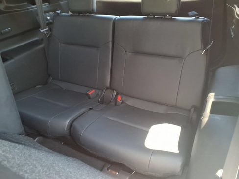Used 2023 Mitsubishi Outlander SE AWD/4WD image 15