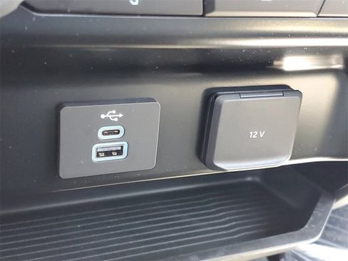 Used 2025 Ford F250 XL w/ STX Appearance Package image 17