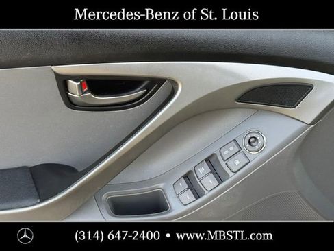 Used 2013 Hyundai Elantra GLS FWD image 15