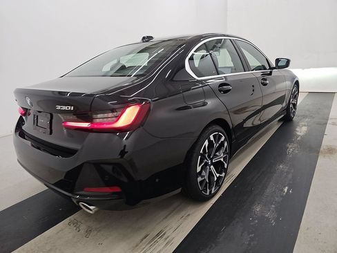 Used 2025 BMW 330i xDrive Sedan AWD/4WD image 2