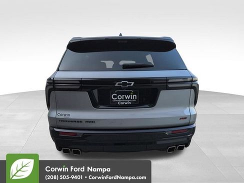 Used 2024 Chevrolet Traverse RS AWD/4WD image 4