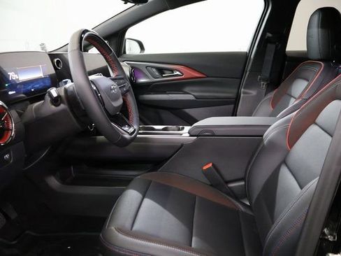 New 2026 Chevrolet Equinox EV RS image 11