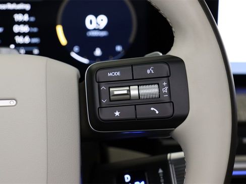 Certified 2025 Hyundai Santa Fe Calligraphy image 16