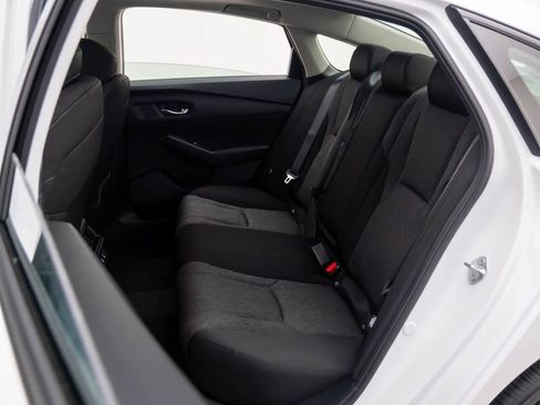 Used 2025 Honda Accord SE image 18