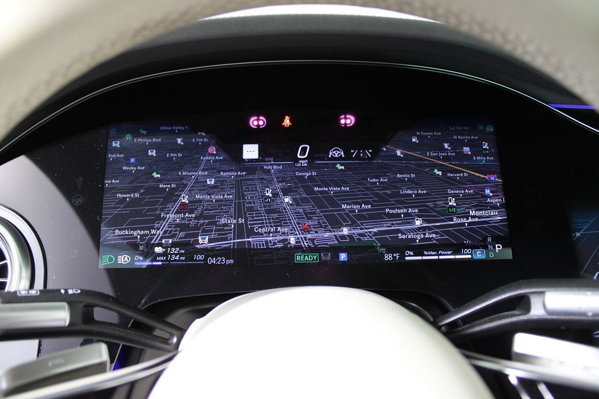 Used 2022 Mercedes-Benz EQS 580 4MATIC Sedan image 17