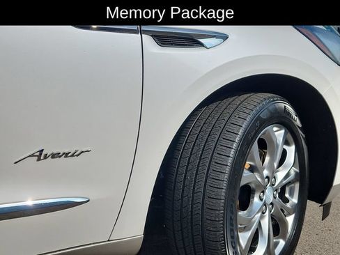 Used 2019 Buick Enclave Avenir w/ Avenir Technology Package AWD/4WD image 19