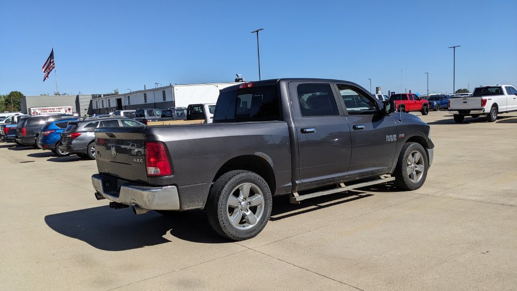 Used 2015 RAM 1500 Big Horn AWD/4WD image 3