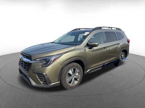 Used 2024 Subaru Ascent Premium w/ Convenience Package AWD/4WD image 5