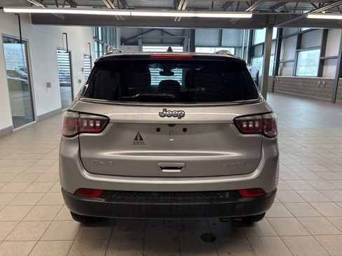 Used 2018 Jeep Compass Limited w/ Navigation Group image 5