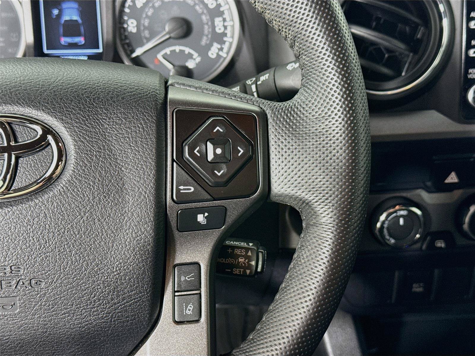 Certified 2023 Toyota Tacoma TRD Off-Road AWD/4WD image 17